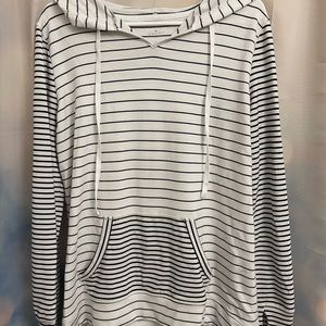 St. John’s Bay pullover hoodie